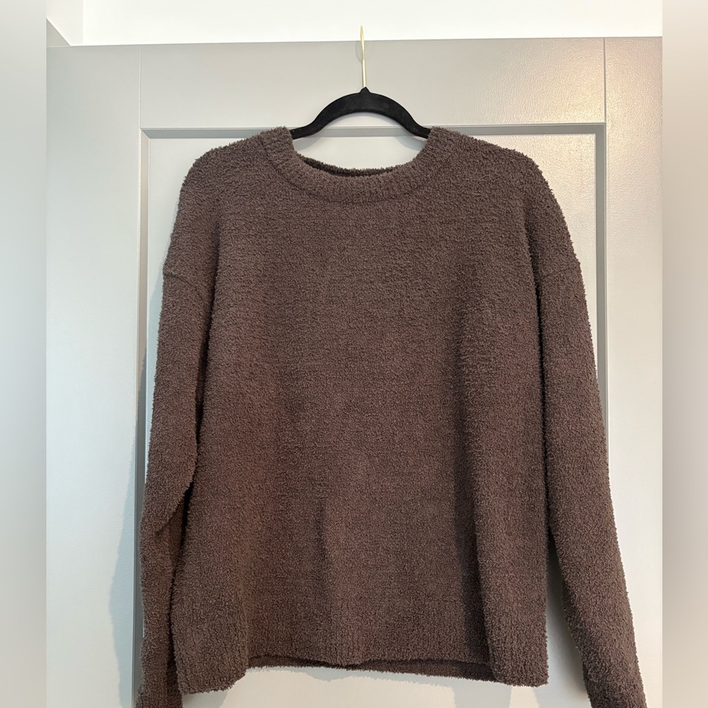 Uniqlo Brown Crewneck
